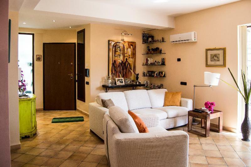 Casa Vacanze Gallodoro Летоянні Екстер'єр фото